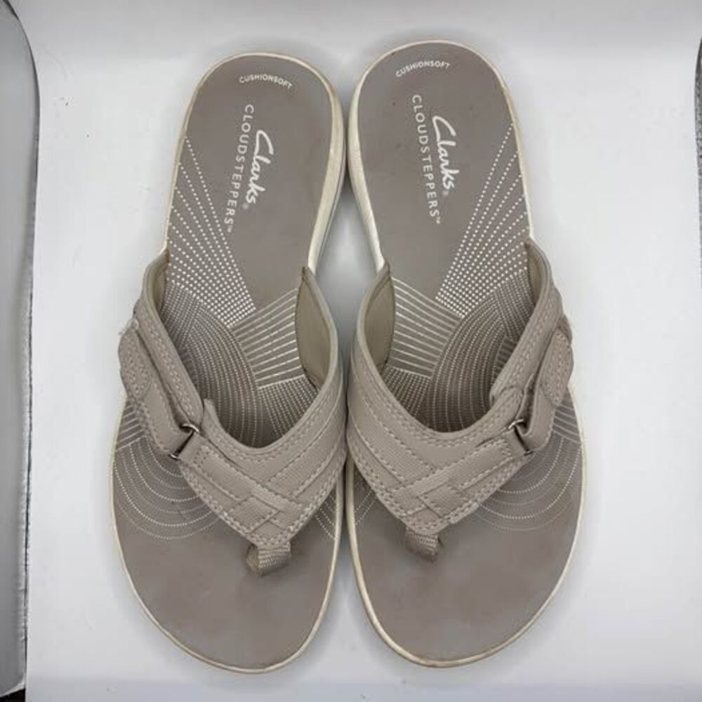 Women’s Clarks Sandals Size 7